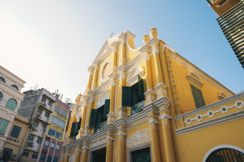 外交部发言人就澳门问题发表评论